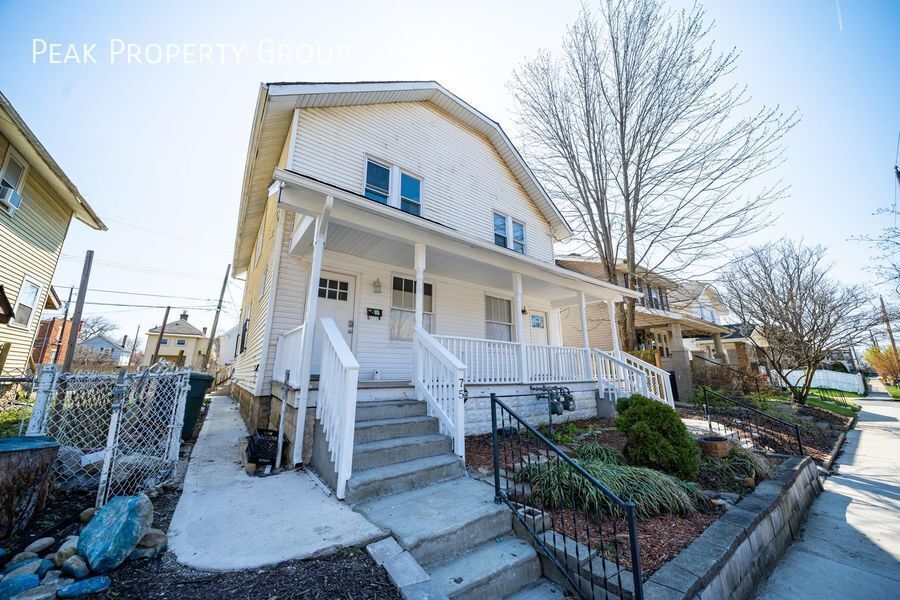 Primary Photo - 73 E Markison Ave