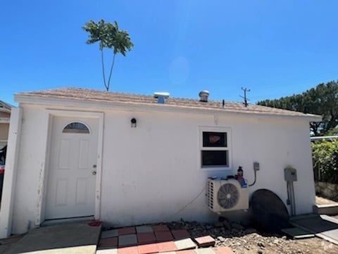 Building Photo - 10435 Las Lunitas Ave