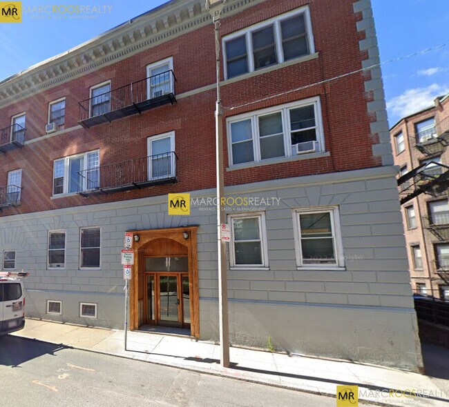 11 Aberdeen St Unit 2A, Boston, MA 02215 Condo for Rent in Boston, MA