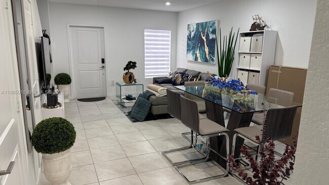 Foto del edificio - 440 NE 4th Terrace