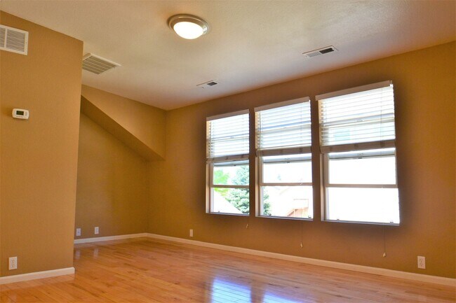 Foto del edificio - Cozy Studio for Rent on ST. Paul