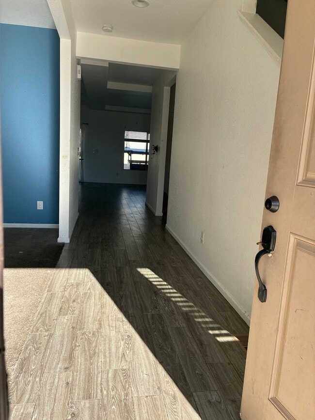 Foto del edificio - 18955 E Robins Pl