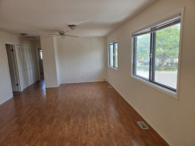 Foto del edificio - 724 Whitesail Dr