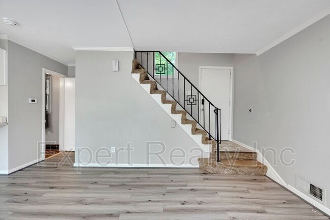 Foto del edificio - 3425 Mountainside Rd