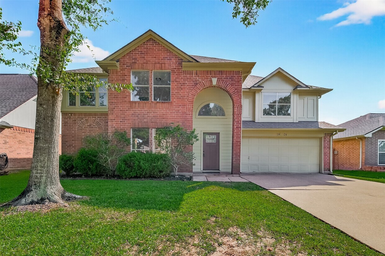 Primary Photo - 1826 Oak Valley Dr