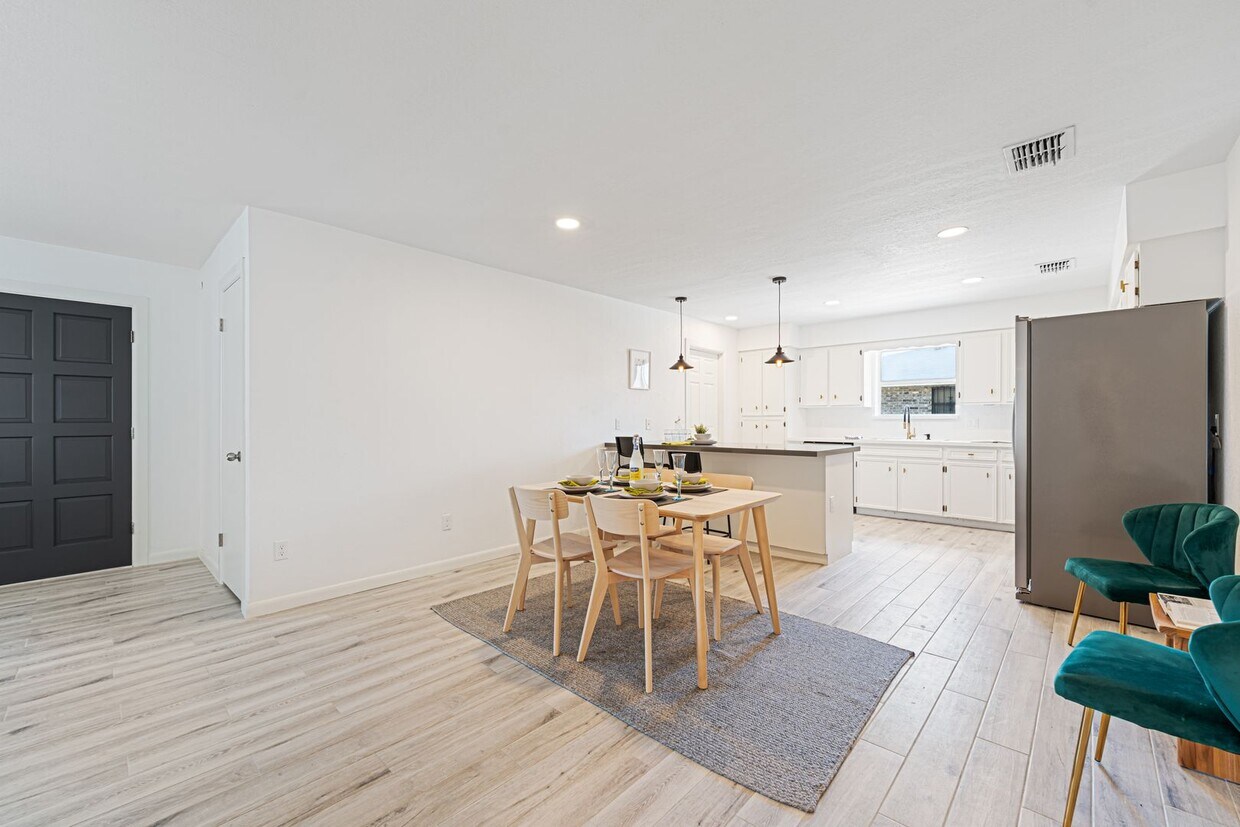 Foto principal - 1593-1595 W. Gastel Circle