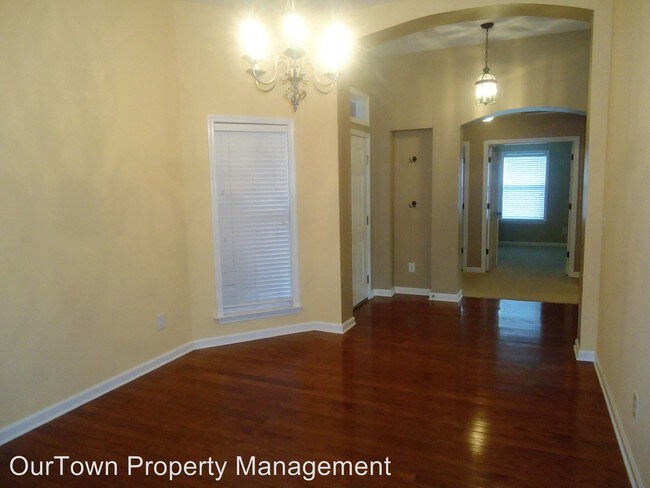 Foto del edificio - 9249 Harrington Cir