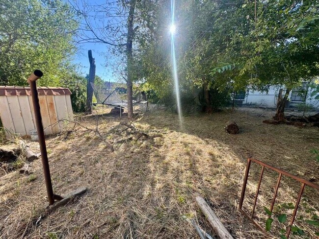 Foto del edificio - 915 Rosario St