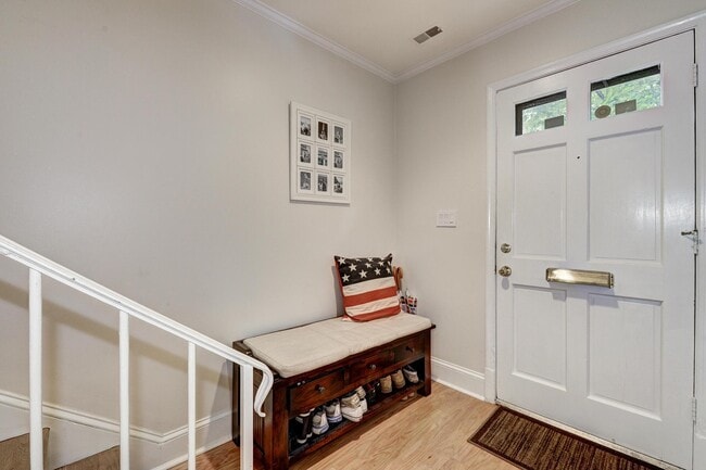 Foto del edificio - 1624 Belmont St NW