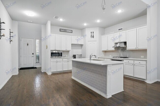 Foto del edificio - 3744 Evergreen Ridge Rd