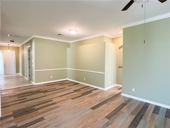 Building Photo - 2128 Oxford Ridge Cir
