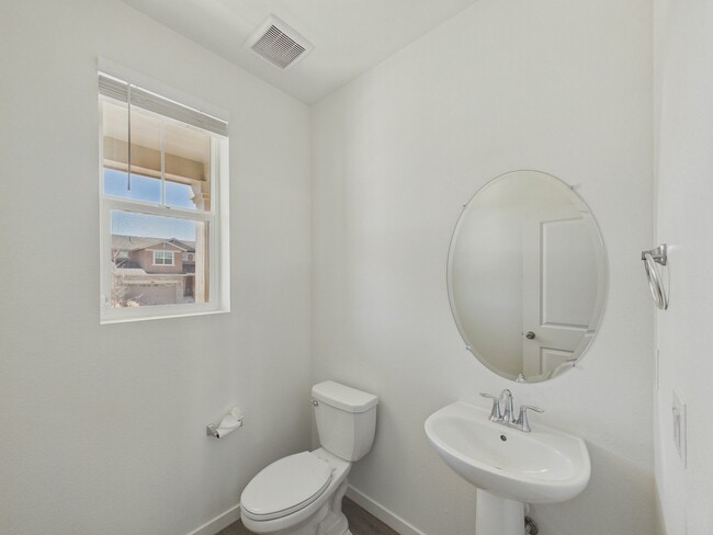 Foto del edificio - 24485 E Atlantic Dr