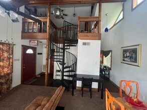 Building Photo - 3935 Meridian Dr