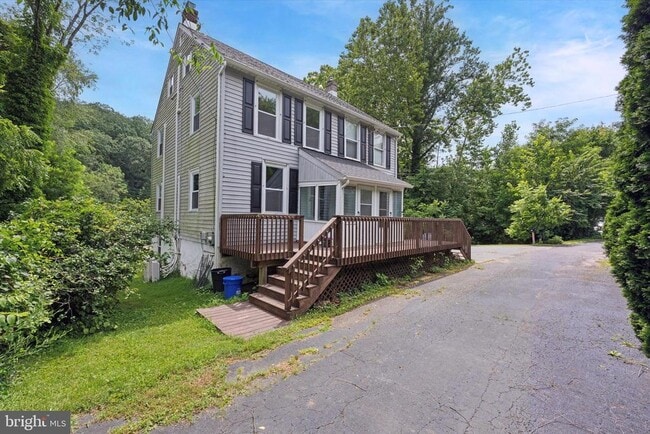 Building Photo - 5530 Pennell Rd