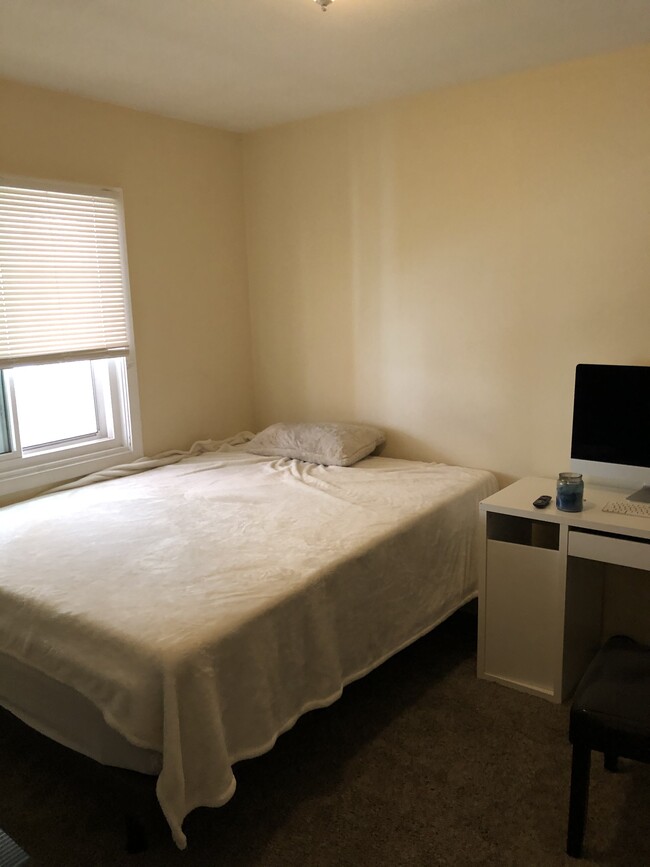 Foto del edificio - 2604 Emerson Ave S