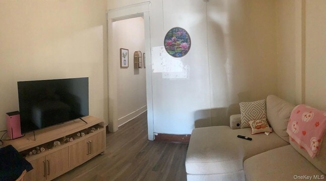 Foto del edificio - 21 W Main St