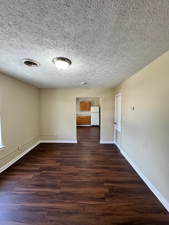 Foto del edificio - 302 N Olive St