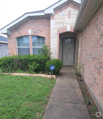 Building Photo - 8513 Autumn Creek Trail