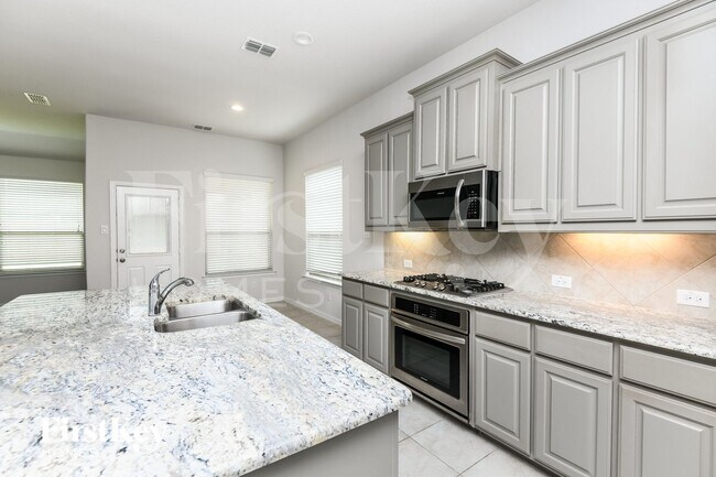 Foto del edificio - 14824 Brettridge Dr