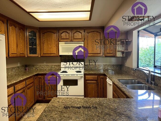 Foto del edificio - Stokley Properties Presents 3028 Greenhall...