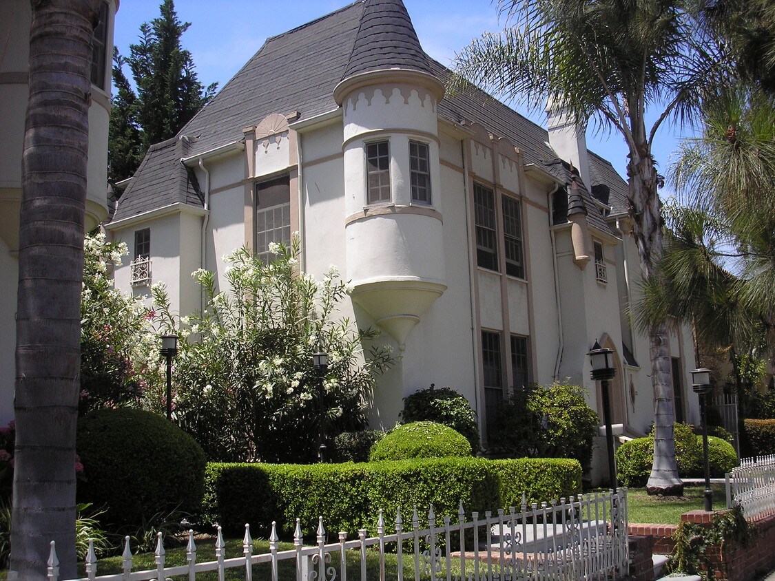 Primary Photo - 6546 W Olympic Blvd