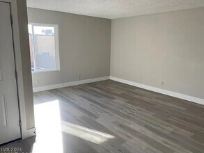 Building Photo - 1501 Living Desert Dr