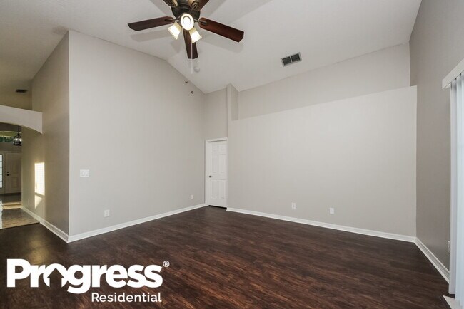 Foto del edificio - 2143 Mallard Creek Cir