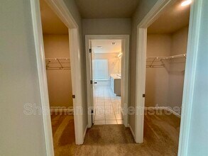 Building Photo - 240 Callahan Dr