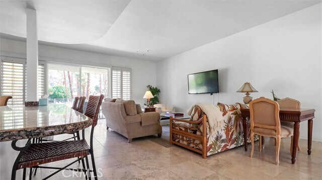 Building Photo - 76975 Robin Dr