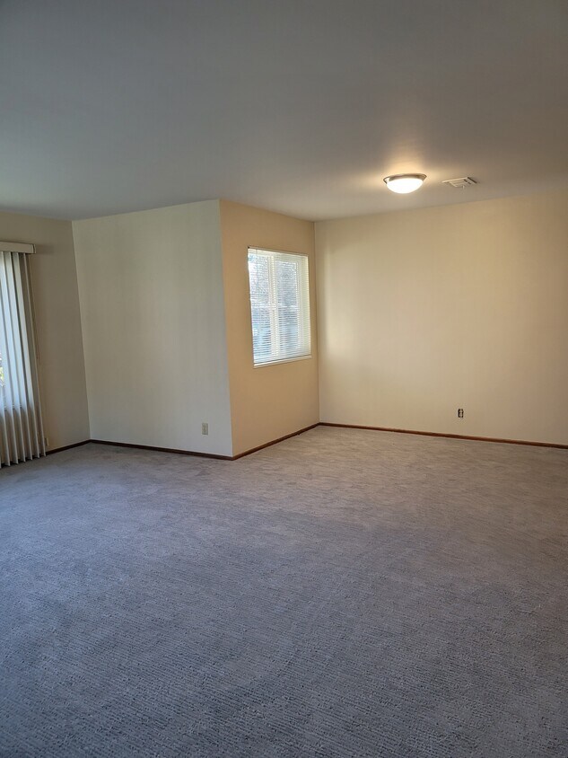 Foto del edificio - 1140 Laurel St