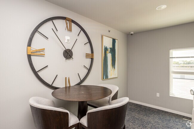Salón comunitario - Wilmot Estates Apartments