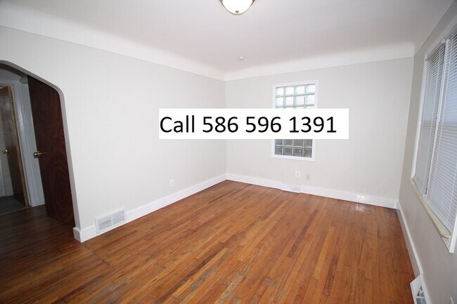 Foto del edificio - 22793 Piper Ave