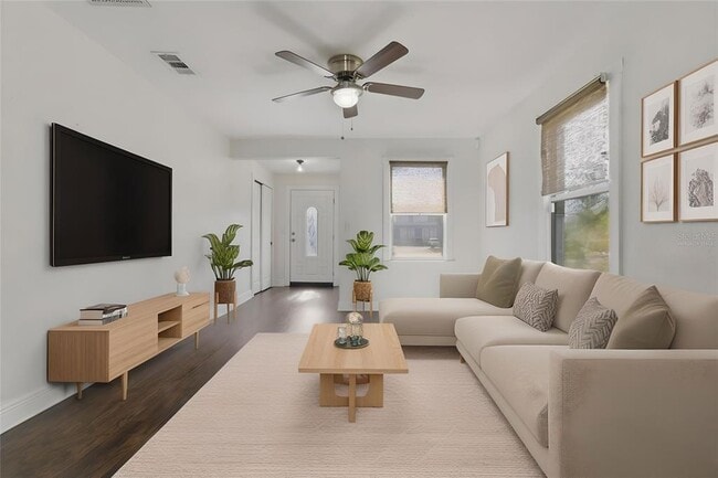 Building Photo - 469 38th Ave N