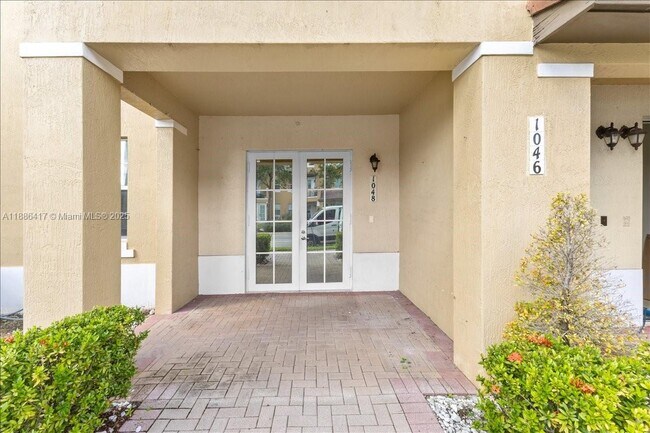 Foto del edificio - 1048 SW 147th Ave