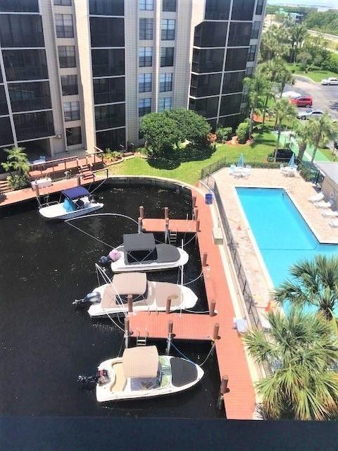 Building Photo - 20 E Royal Palm Rd