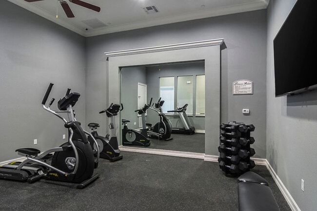 Building Photo - The Pointe at Merritt Street