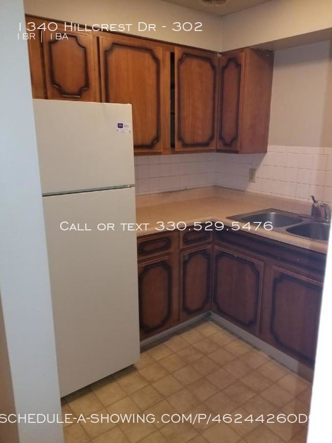 Building Photo - ONE BEDROOM CUYAHOGA FALLS