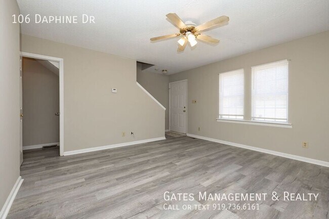 Foto del edificio - 106 Daphine Dr