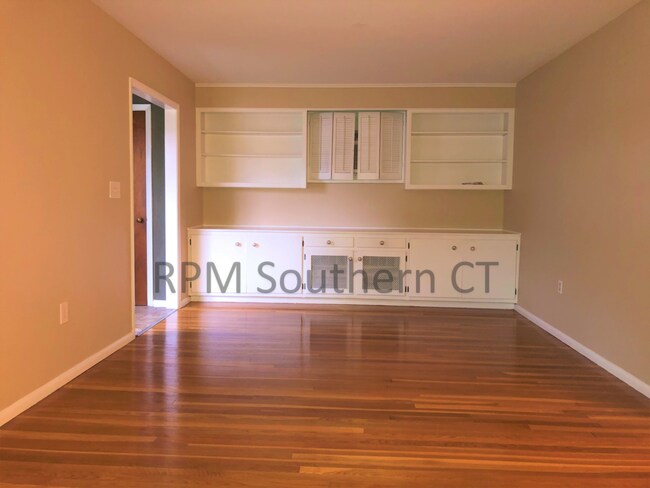 Foto del edificio - Westville Ranch | 3 Beds | 1.5 Baths