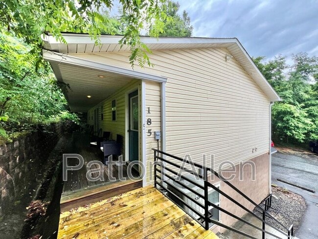 Building Photo - 183 Citadel Dr