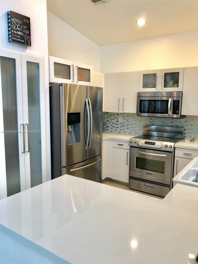 Building Photo - 2236 SW 156th Ct