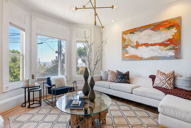 upper level living room - 1506 25th St