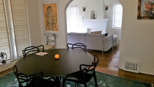 arch details in dining room - 1360 S Mansfield Ave