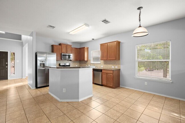 Foto del edificio - 4617 Tiddle Ln