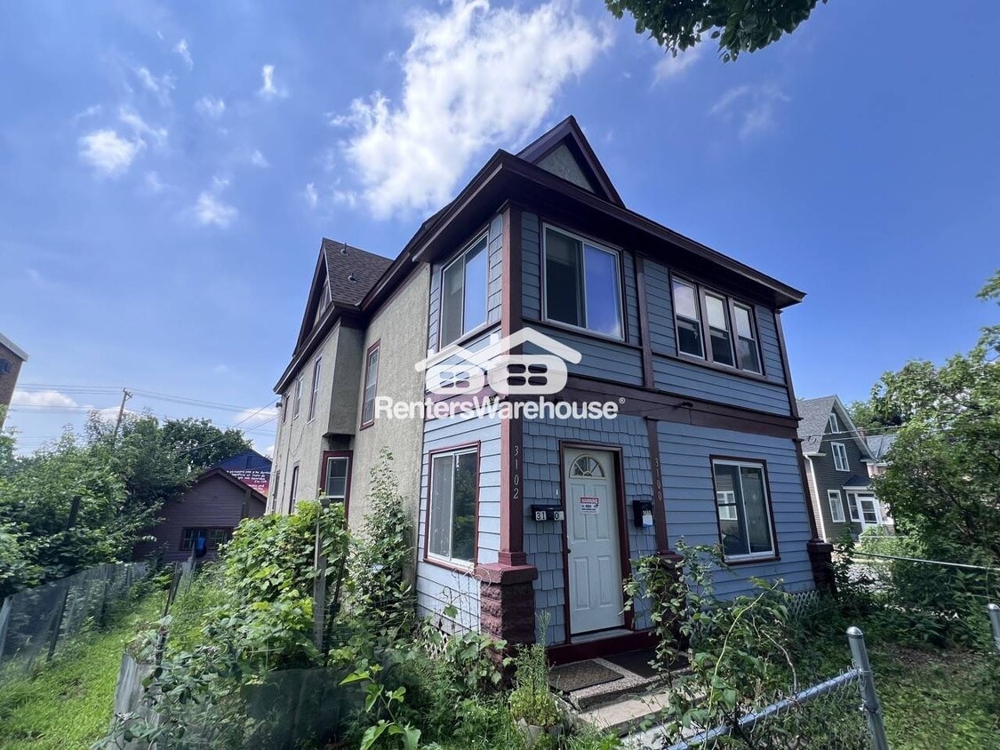 Primary Photo - 3100 15th Ave S