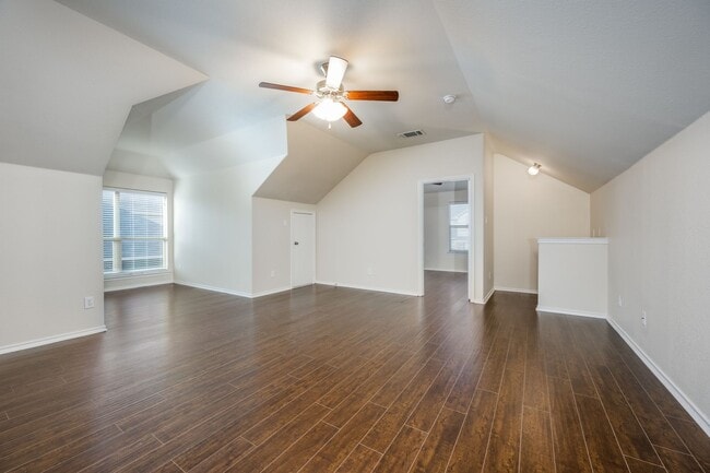 Building Photo - 4604 Shagbark Dr