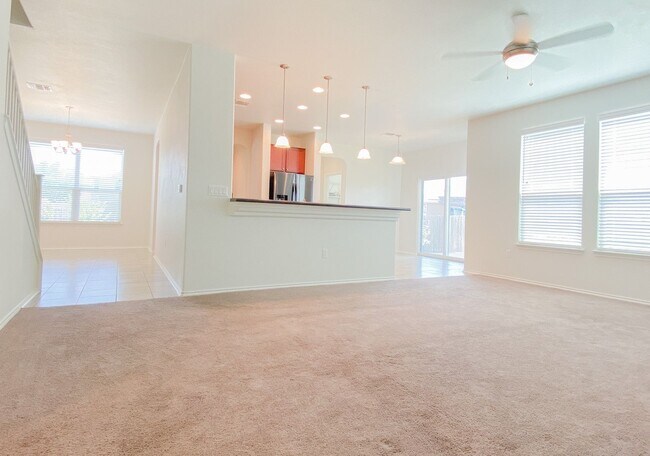 Building Photo - Beautiful 5 BR / 2.5 BA Home for Rent in A...