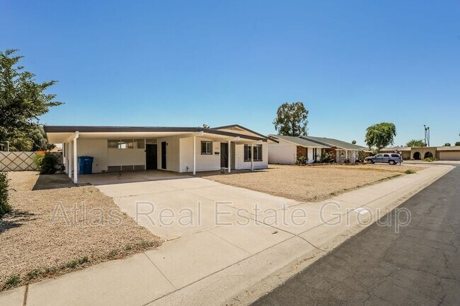Foto del edificio - 3933 W Barnes Ln