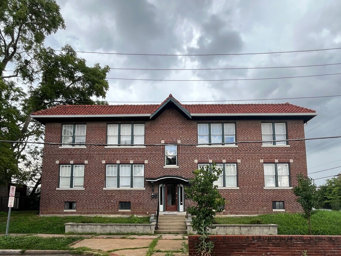 Foto principal - 4501-4503-4503 Wichita Ave