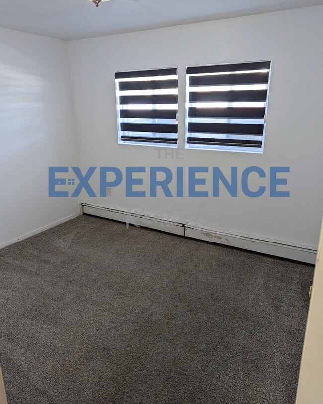 Foto del edificio - 1720 E 12th St